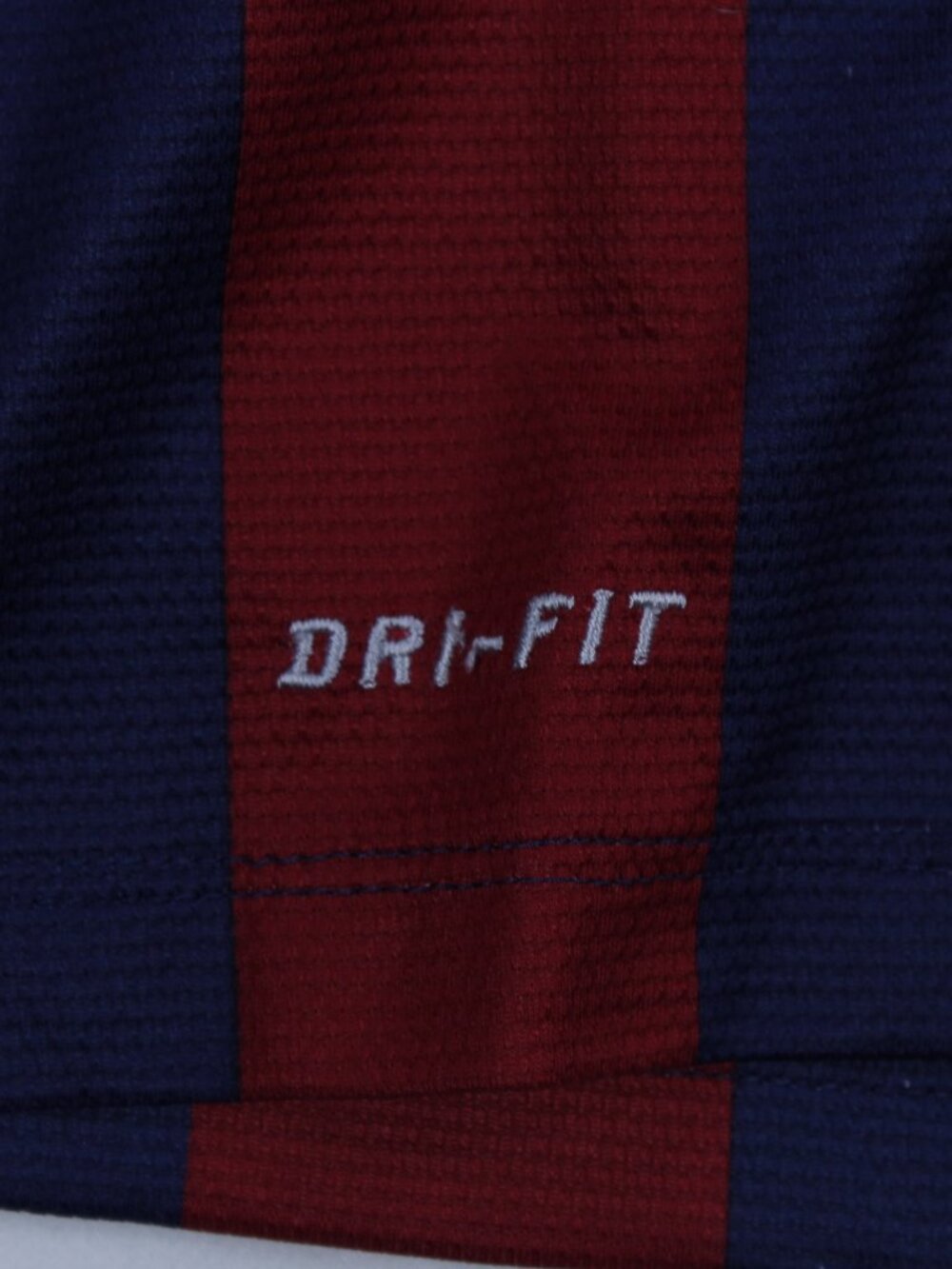 Nike FC Barcelona 2013/14 Jersey - Home - Nike Dri-Fit - Size M - Picture 7 of 12